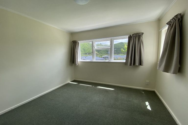 Photo of property in 95 Farmer Crescent, Taita, Lower Hutt, 5011