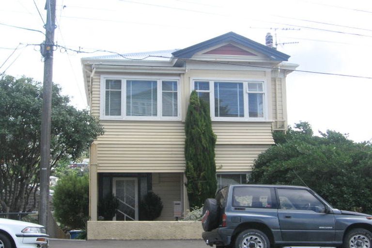 Photo of property in 42 Washington Avenue, Brooklyn, Wellington, 6021