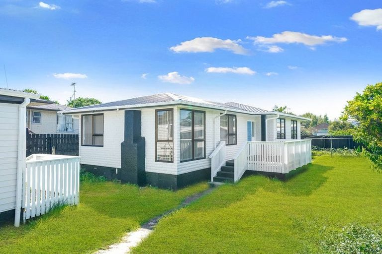 Photo of property in 3 Macky Avenue, Mangere East, Auckland, 2024