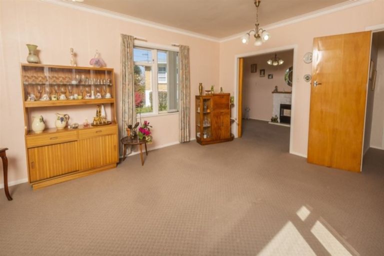 Photo of property in 14 Hillcrest Avenue, Hillcrest, Rotorua, 3015