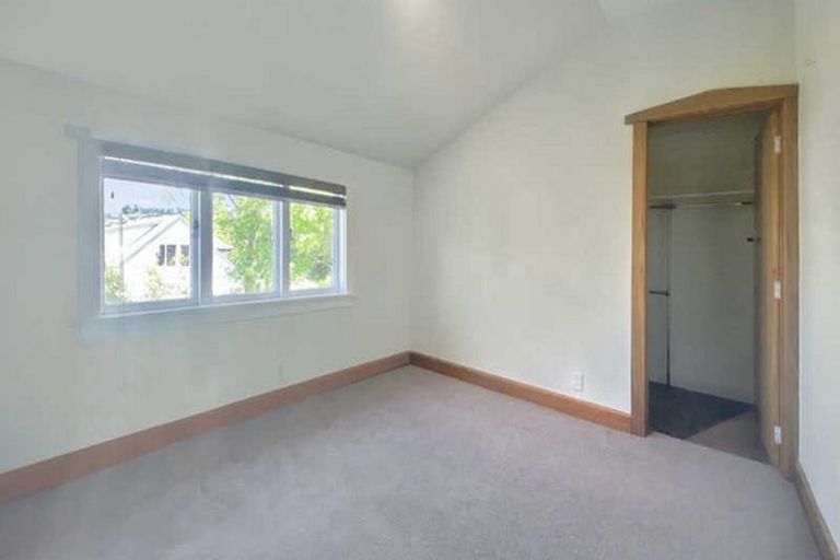 Photo of property in 4 Thorrington Road, Cashmere, Christchurch, 8022