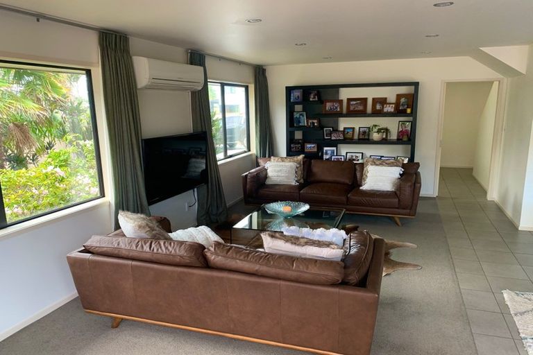 Photo of property in 116 Barbados Way, One Tree Point, 0118