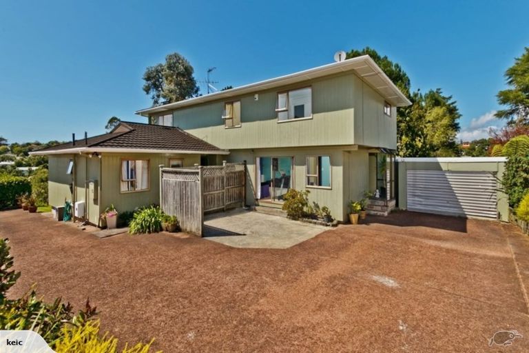 Photo of property in 30 Portobello Place, Torbay, Auckland, 0630