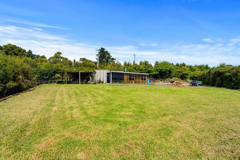 Photo of property in 267 Hartnell Road, Waiotira, 0193