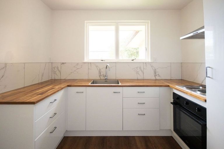 Photo of property in 2/7c Buchanans Road, Sockburn, Christchurch, 8042