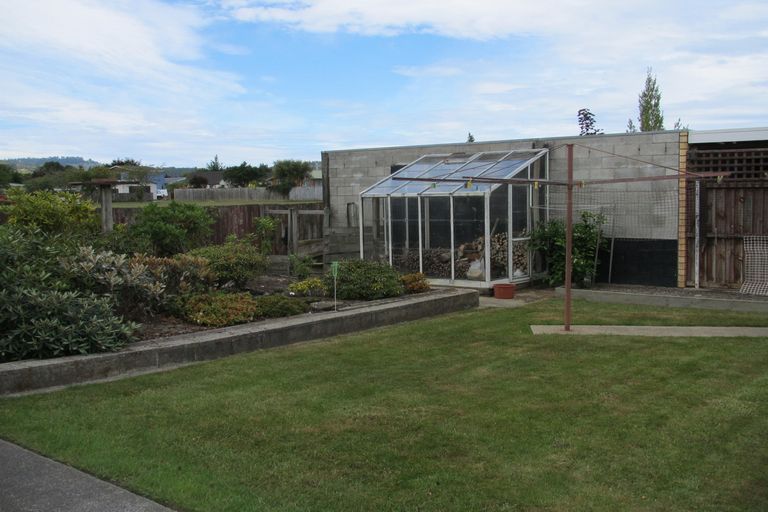 Photo of property in 10 Walnut Place, Mosgiel, 9024