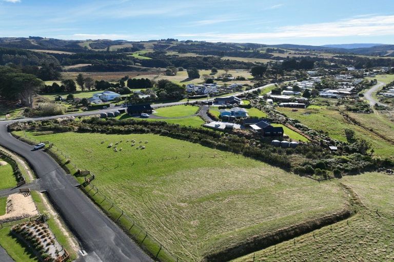 Photo of property in 11 Otuarae Drive, Taieri Beach, 9091
