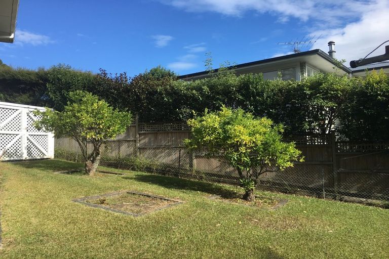 Photo of property in 65 Corunna Road, Milford, Auckland, 0620