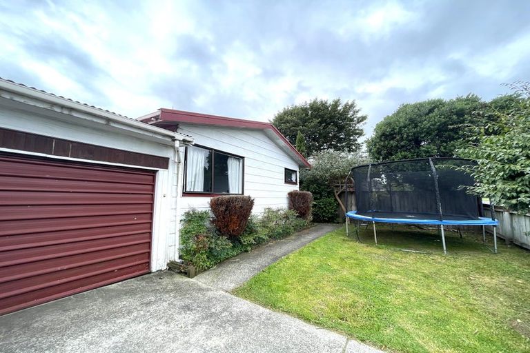 Photo of property in 2/102 Elliot Street, Howick, Auckland, 2014