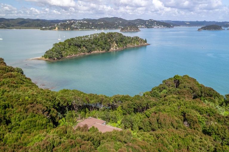 Photo of property in 37 Gilbert Mair Rise, Russell, 0272