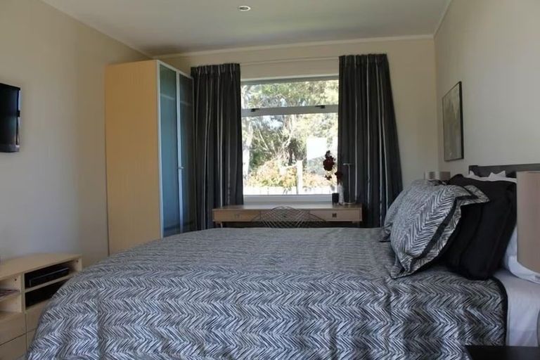 Photo of property in 18a Malcolm Street, Martinborough, 5711