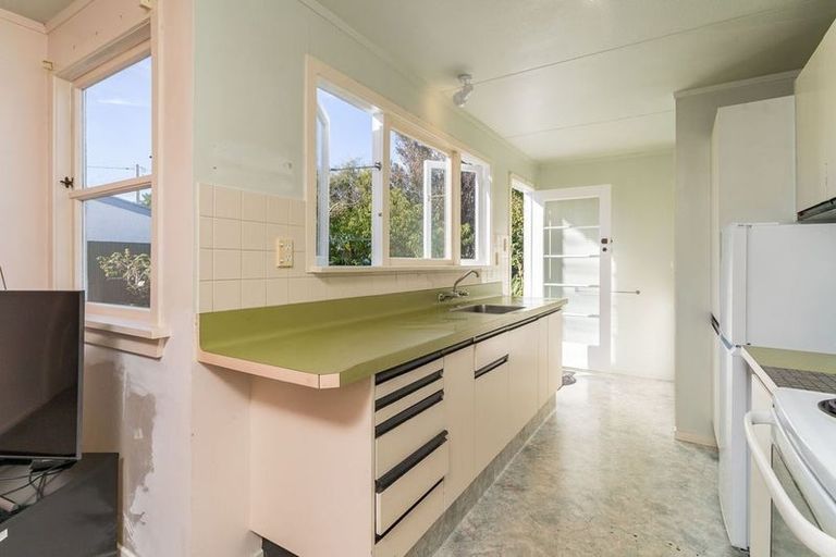 Photo of property in 91 Oxford Street, South Dunedin, Dunedin, 9012