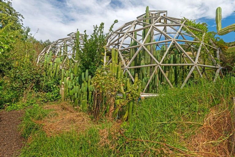 Photo of property in 784 Glenroy Road, Whangara, Gisborne, 4073