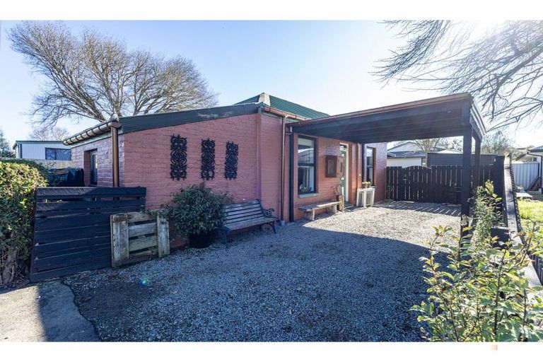 Photo of property in 23 South Terrace Road, Geraldine, 7930