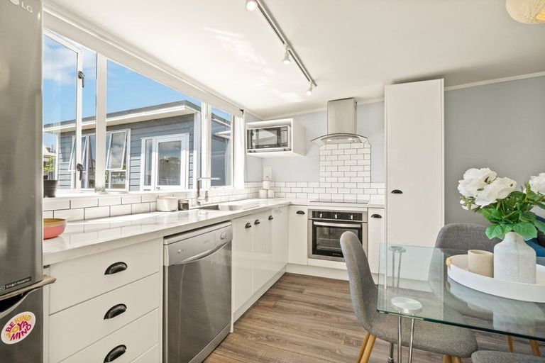 Photo of property in 27 Loyalty Street, Forbury, Dunedin, 9012