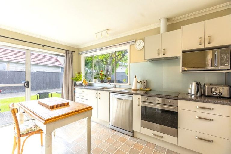 Photo of property in 169 Nelson Crescent, Napier South, Napier, 4110