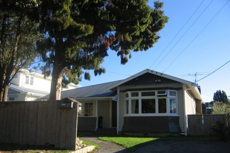 Photo of property in 18 Vincent Street, Waterloo, Lower Hutt, 5011
