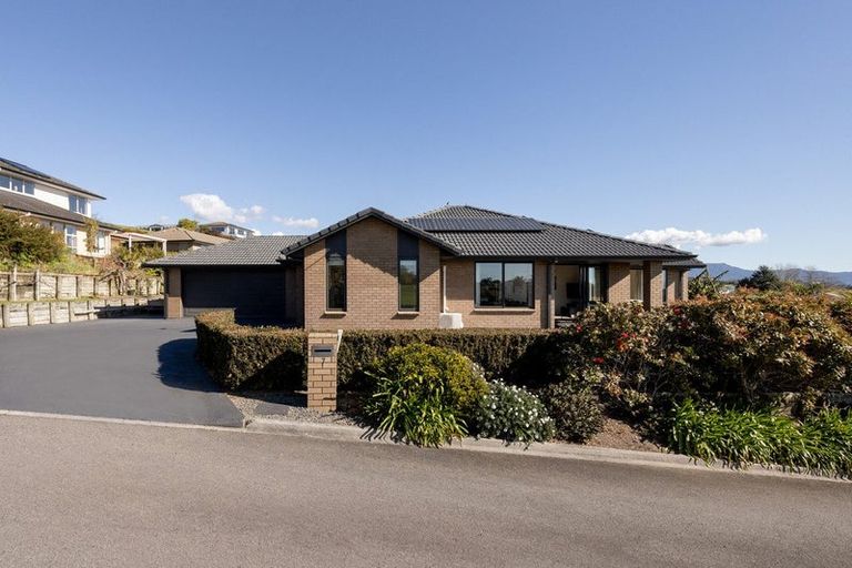 Photo of property in 7 Haden Place, Omokoroa, 3114
