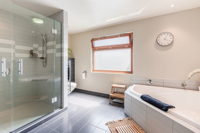 Photo of property in 251b Waikawa Road, Waikawa, Picton, 7220