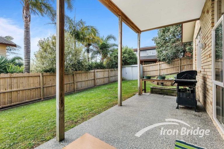 Photo of property in 18 Totara Views Drive, Red Beach, 0932