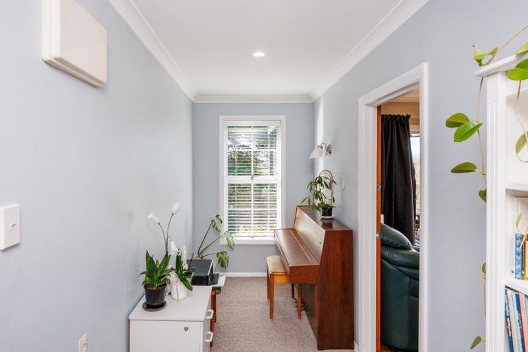 Photo of property in 120 West Street, Feilding, 4702