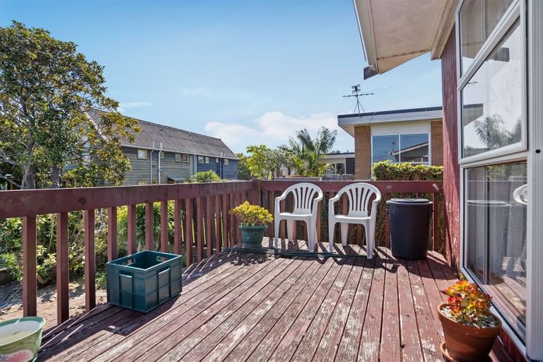 Photo of property in 23 Clovelly Road, Bucklands Beach, Auckland, 2012