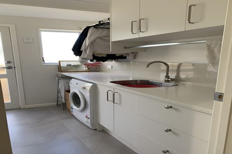 Photo of property in 60a Opaheke Road, Opaheke, Papakura, 2113