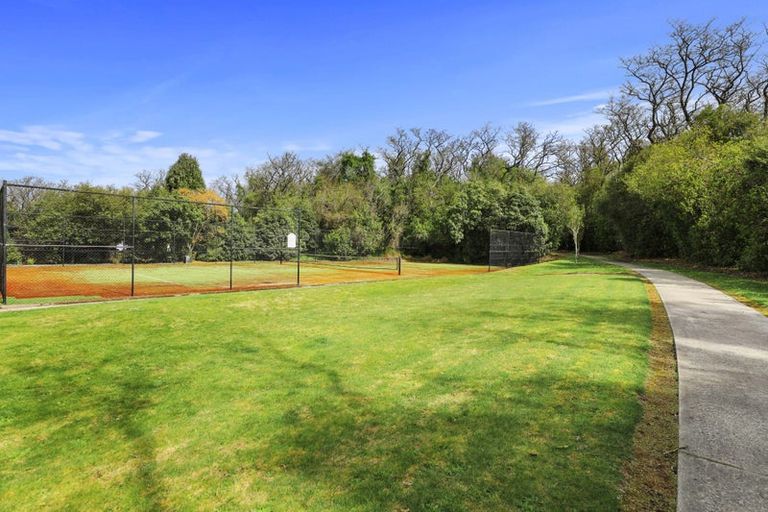 Photo of property in 7 Parawera Drive, Acacia Bay, Taupo, 3330