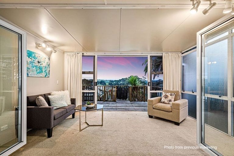 Photo of property in 450 Don Buck Road, Massey, Auckland, 0614