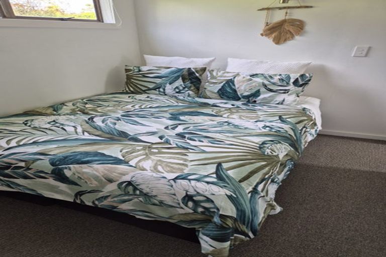 Photo of property in 1/142 Stanmore Bay Road, Stanmore Bay, Whangaparaoa, 0932
