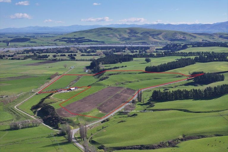 Photo of property in 385 Leader Road West, Waiau, 7395