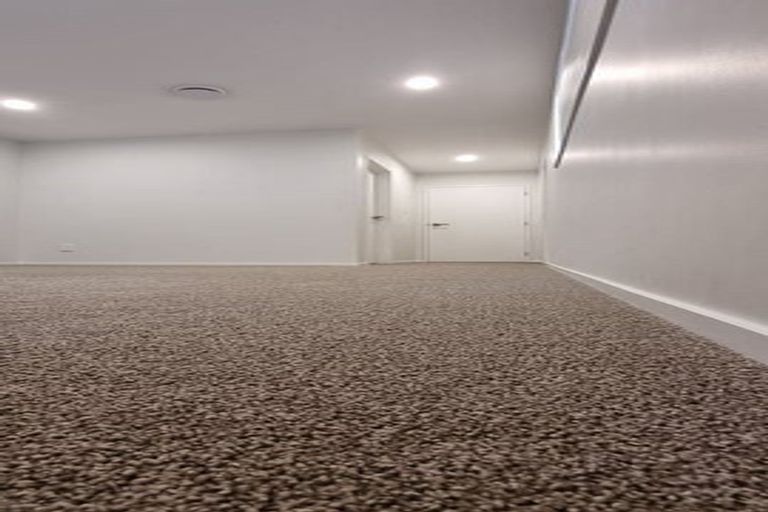 Photo of property in 19 Kaimai Avenue, Massey, Auckland, 0614