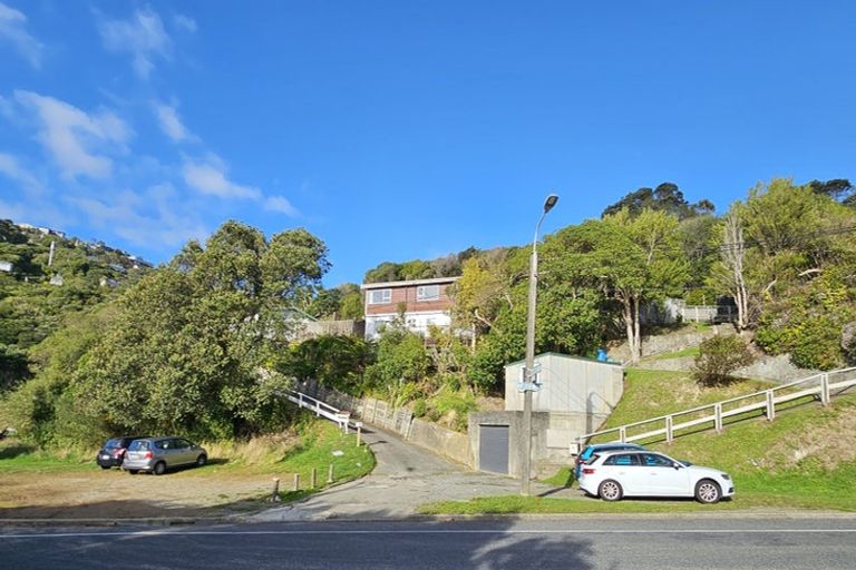 Photo of property in 3/132 Curtis Street, Northland, Wellington, 6012