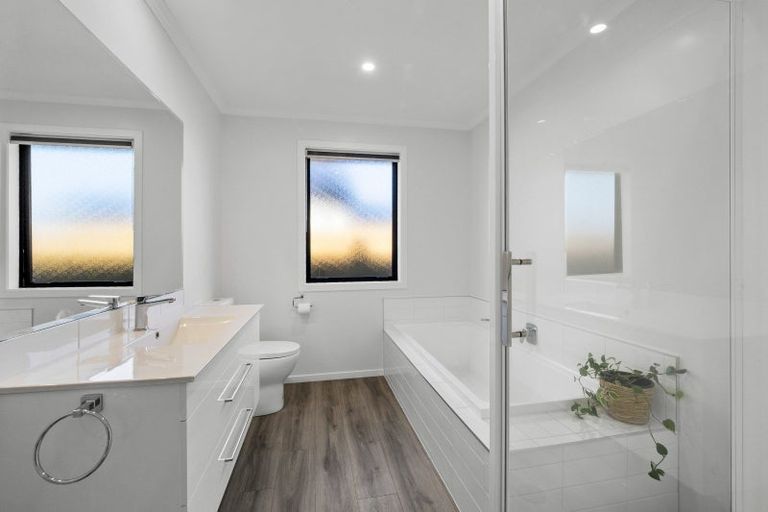 Photo of property in 8 Redhaven Rise, Netherby, Ashburton, 7700