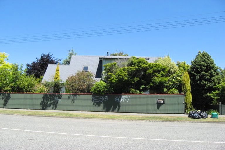 Photo of property in 403b Avonhead Road, Avonhead, Christchurch, 8042