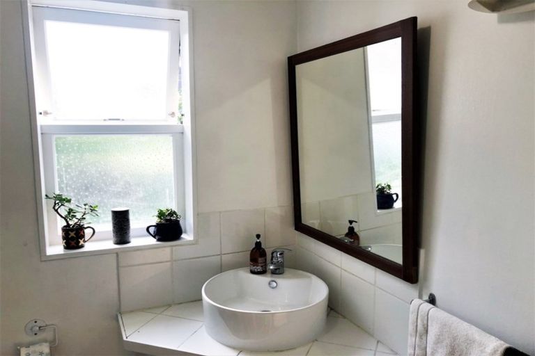 Photo of property in 82 Manor Place, Dunedin Central, Dunedin, 9016