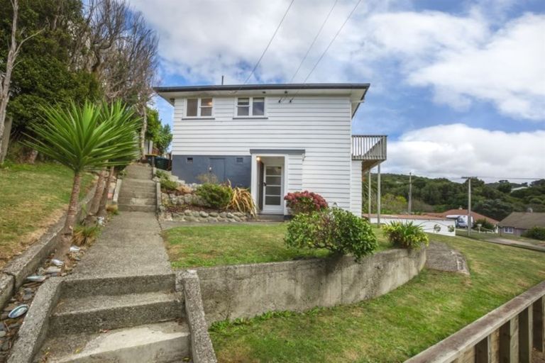 Photo of property in 83 Kotuku Street, Elsdon, Porirua, 5022