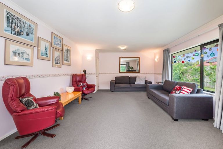 Photo of property in 52 Campion Road, Waikanae Beach, Waikanae, 5036
