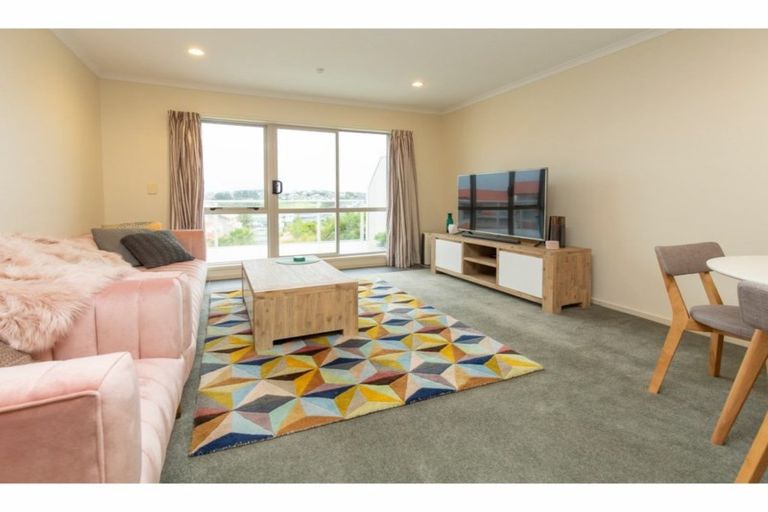 Photo of property in Santa Rosa, 22/340 Gulf Harbour Drive, Gulf Harbour, Whangaparaoa, 0930