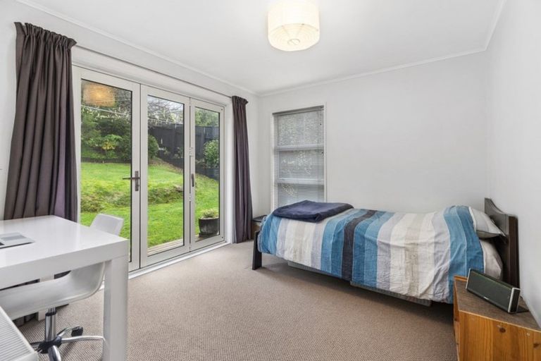 Photo of property in 18 Delhi Crescent, Khandallah, Wellington, 6035