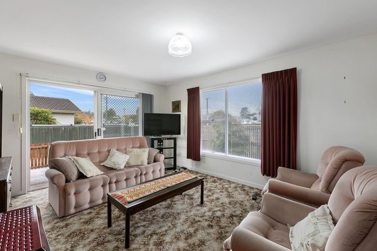 Photo of property in 1/459 Bower Avenue, Parklands, Christchurch, 8083