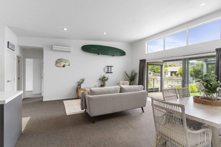 Photo of property in 408 Linton Crescent, Whangamata, 3620