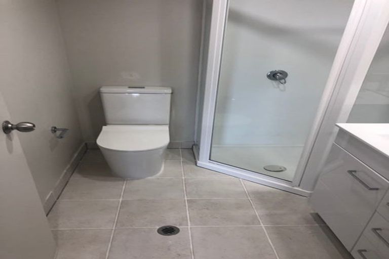 Photo of property in 3j/10 Crown Lynn Place, New Lynn, Auckland, 0600