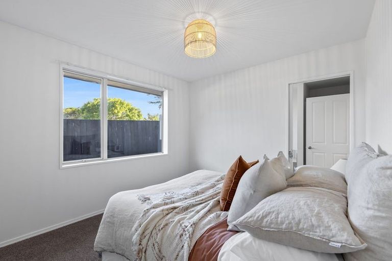 Photo of property in 198 Keyes Road, New Brighton, Christchurch, 8083