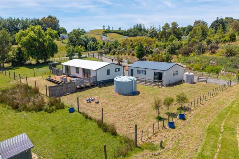 Photo of property in 40 Tiraumea Road, Pahiatua, 4981