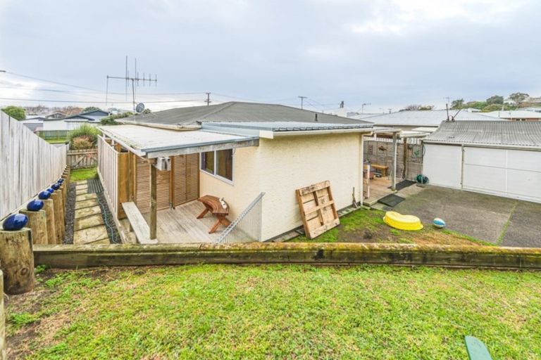 Photo of property in 31 Toi Street, Tawhero, Whanganui, 4501