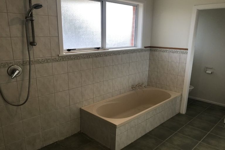 Photo of property in 5 Hillcrest Avenue, Hillcrest, Rotorua, 3015