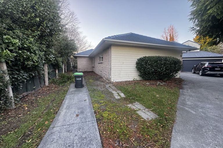 Photo of property in 2/94a Staveley Street, Avonhead, Christchurch, 8042