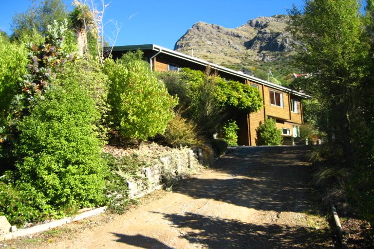 Photo of property in 4 The Terrace, Mount Pleasant, Christchurch, 8081