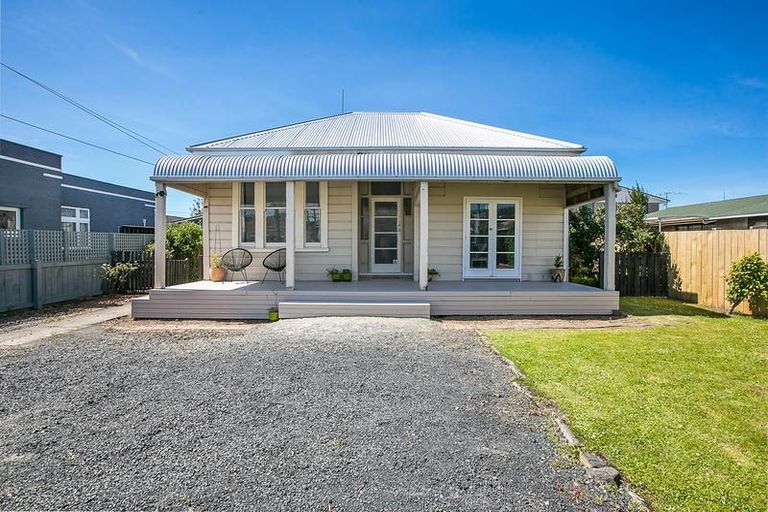 Photo of property in 61 Wesley Street, South Dunedin, Dunedin, 9012